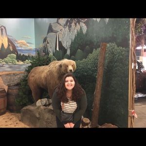 Meet your Posher, Brittany